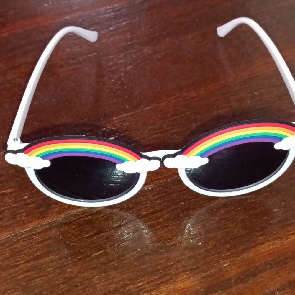 NWT Unisex Rainbow Sunglasses PRIDE